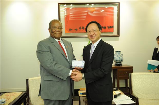 江揆接見史瓦濟蘭總理。(圖：行政院提供)