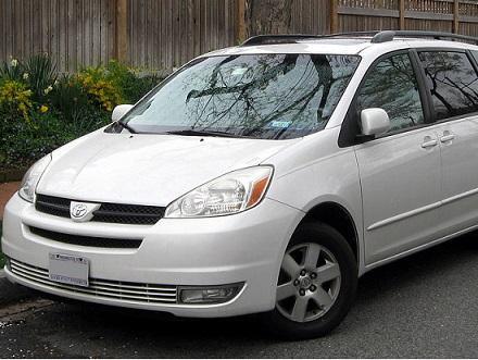 豐田2004-2005的Sienna。（圖：WIKI）