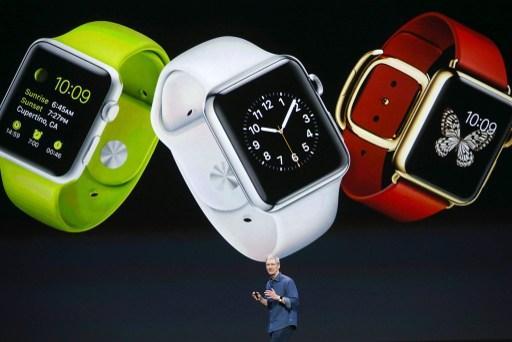 Apple Watch 依錶體、錶殼不同材質分為普通款、運動版與 Edition 精裝版 (圖:AFP)