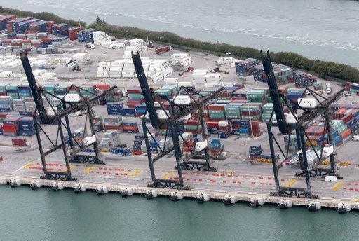 美國實體經濟表現跟股市脫鉤   (圖:AFP)