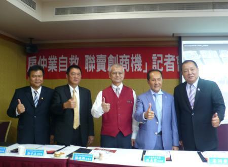 政府打房，雙北房市成交量急凍，房仲業創新推動「南屋北賣」的代銷模式。(圖：吉家網不動產提供)