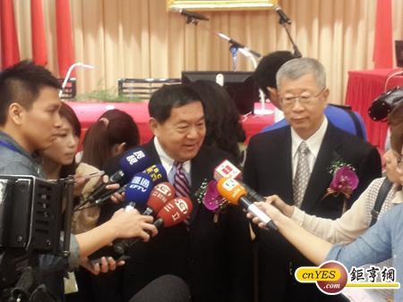 遠東集團董事長徐旭東主持裕民股東會。(圖：鉅亨網記者王莞甯攝)