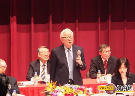 台積電董事長張忠謀。(鉅亨網記者尹慧中攝)