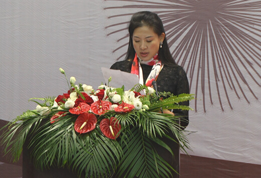 北大校友創業聯合會秘書長、1898咖啡館執委會輪值主席酈紅
