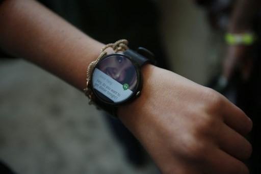 Motorola的Moto 360智慧手表    (圖:AFP)