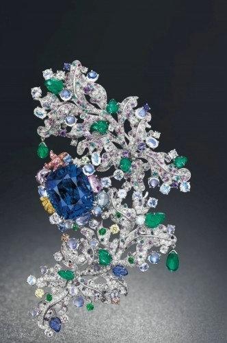 Anna Hu華人珠寶：古典與藝術的精品 