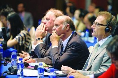 是時候對美國動真格的了中俄必須聯手把美踢出歐亞