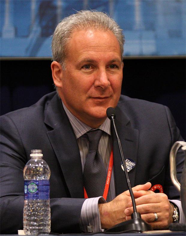 著名財經專家Peter Schiff