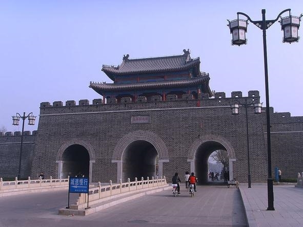 曲阜：中國古代偉大的思想家、教育家、儒家學派創始人孔子的故鄉，被西方人士譽為“東方耶路撒冷”。