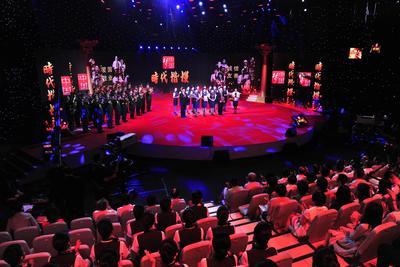 金鳳組獲得「時代楷模」榮譽稱號。王澤民攝 3