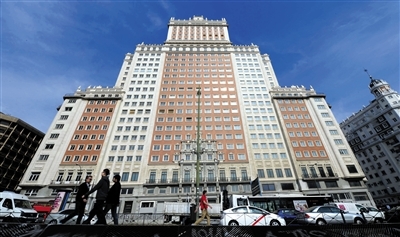 1、王健林花費2.65億歐元購買馬德里地標性建筑西班牙大廈