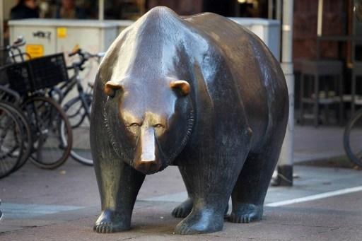 在休眠了半個夏天後，熊市終於要光臨華爾街了嗎？(圖片：AFP)