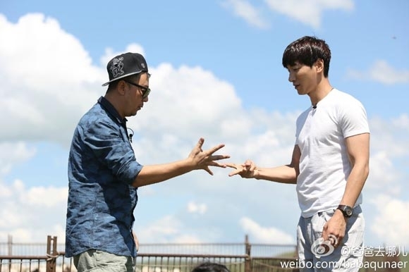 郭濤、張亮重聚（圖片來源：新浪微博）