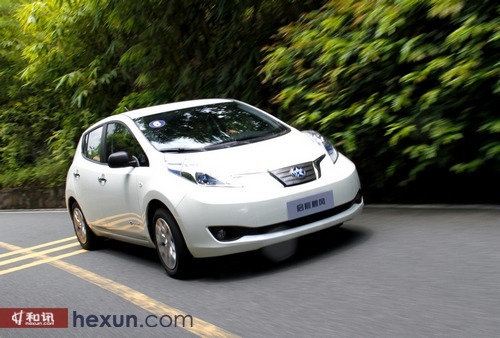 純綠色新方式出行 和訊汽車試駕啟辰晨風純電動