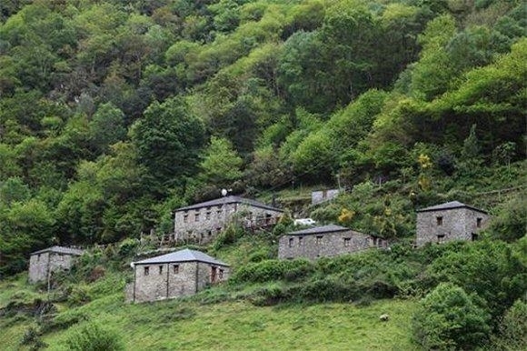 房奴們看你們攢的錢 在別國都能買點啥?