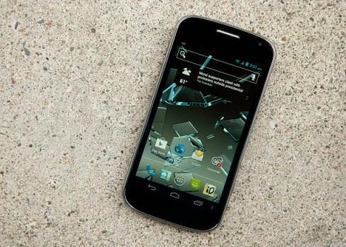 中興手機Sprint Flash。(圖：CNET)