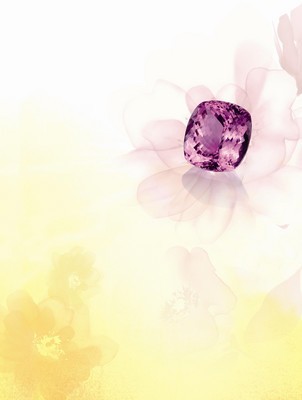 CHEERS 禧氏 - Kunzite 148.45ct 結合稀有大尺寸,完美色澤,優異亮度及淨度之重要寶石。