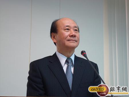 經濟部長張家祝今(8)日表示，今年是第2階段電價調漲，到目前為止沒有任何改變計畫。(鉅亨網記者黃佩珊攝)