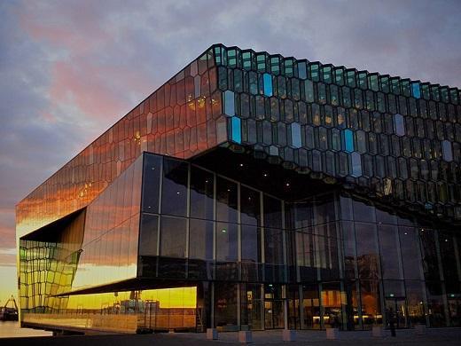 冰島 Harpa 音樂廳 (圖片來源：維基百科)