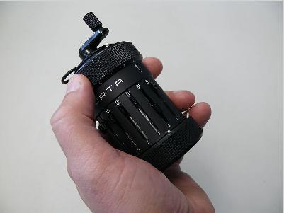 (科塔計算機。圖片來源：維基百科)