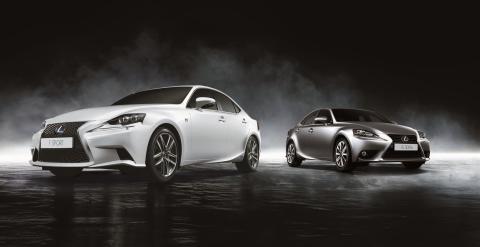 2014年式LEXUS IS 300h F SPORT及LEXUS IS 300h。(圖：和泰車提供)