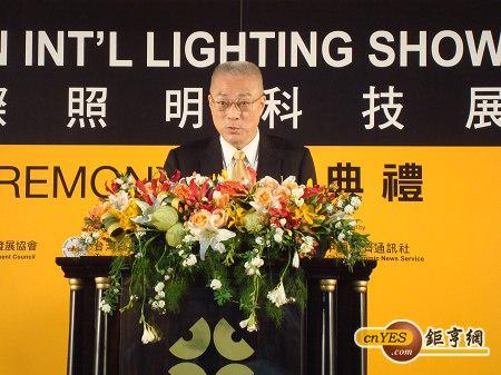 吳敦義：LED照明科技產業方興未艾 高潮還在後面(鉅亨網記者黃佩珊攝)