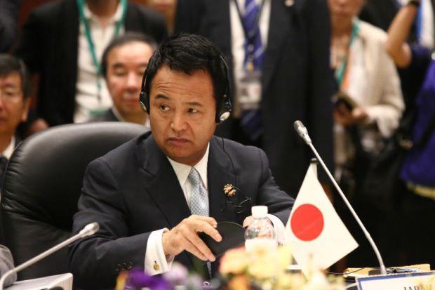 日本經濟部長甘利明