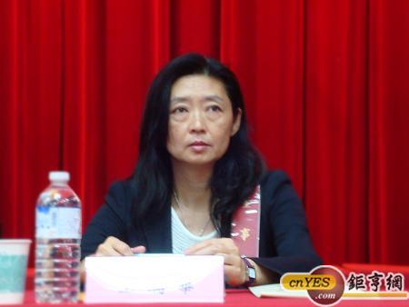 台塑關係企業副總裁王瑞華表示，QE退場，會影響投資人信心，她對未來股市和景氣看法不樂觀。(鉅亨網記者黃佩珊攝)