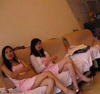 桑拿女被男友虐待48小時 乳頭被燙傷腳底皮被烤熟（組圖）