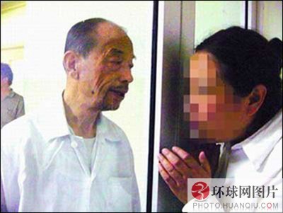 桑拿女被男友虐待48小時 乳頭被燙傷腳底皮被烤熟（組圖）