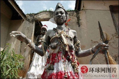 桑拿女被男友虐待48小時 乳頭被燙傷腳底皮被烤熟（組圖）