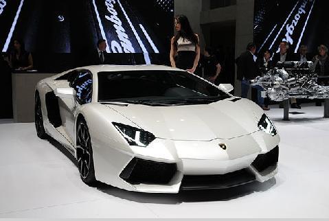 藍寶堅尼 Aventador LP700-4。(圖片來源：維基百科)
