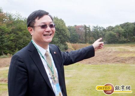 碩禾董事長陳繼仁說明福島電站50億日幣投資規劃。(鉅亨網記者尹慧中攝)