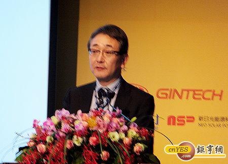 夏普執行董事Kazushi Mukai在PV TAIWAN論壇提及該公司在太陽能的布局。(鉅亨網記者尹慧中攝)