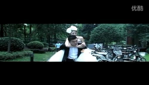 南京富二代殺妻案昨日開審 吉星鵬祁可欣婚禮視頻回顧