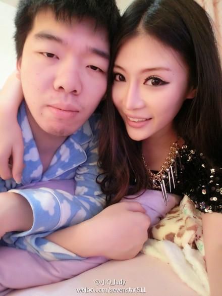 南京富二代殺妻案昨日開審 吉星鵬祁可欣昔日甜蜜合照回顧