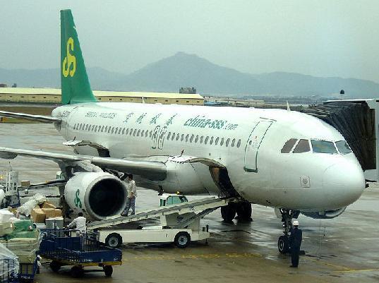春秋航空現有的 A320 客機。(圖片來源：維基百科)