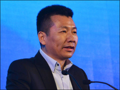 上海美特斯邦威服飾股份有限公司董事長周成建