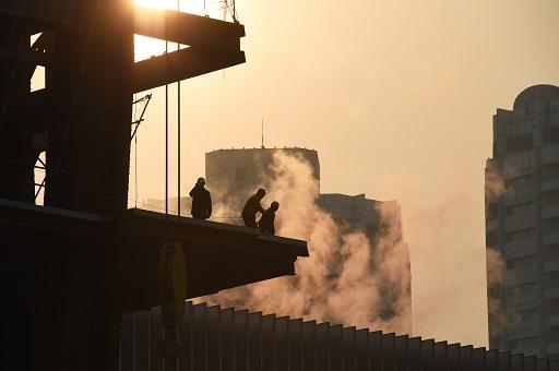 政策刺激 中國房產股今年看漲 (圖: AFP)