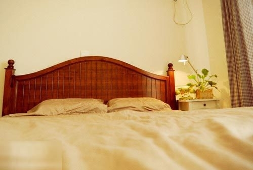 唯一的一個陽臺就在主臥