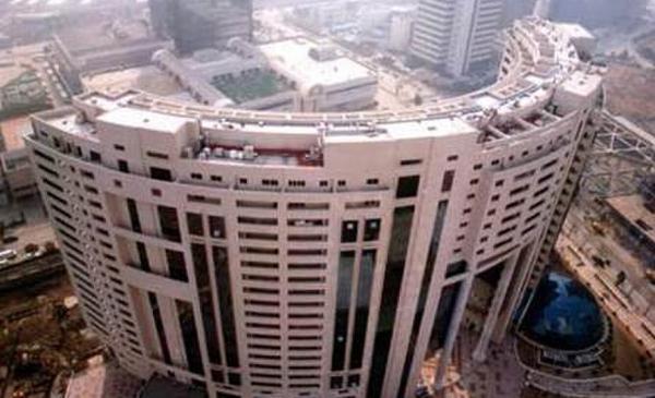 4、“u”字樓不要買(u字樓形如亡字，常出人命案件).