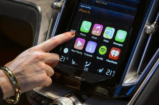 目前蘋果與汽車界的淵源僅有carplay 這款app      (圖:AFP)