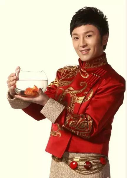 傅琰東“大變”爆款產品