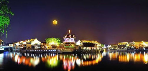 蘇州:古稱吳,簡稱為蘇,又稱姑蘇、平江等,中國華東地區特大城市之一,位於江蘇省東南部、長江以南、太湖東岸、長江三角洲中部。