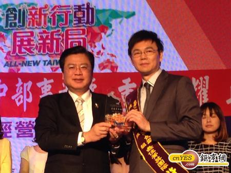图片说明