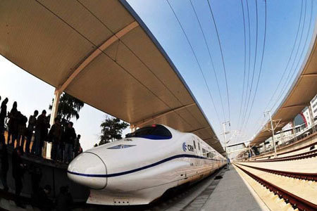 2015年以來，經濟世界正在經歷明顯南轅北轍的運行異像。