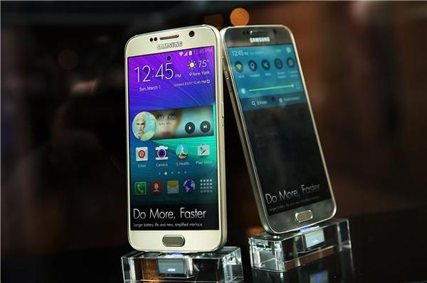 IHS：三星S6生產成本約 290 美元，比iPhone 6還高。 (圖:AFP)