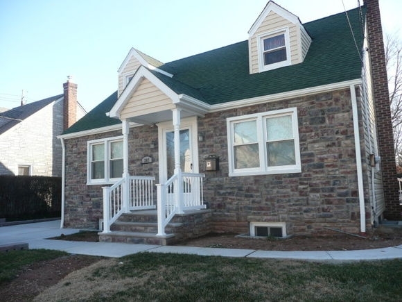 如果你對歐洲房產感興趣，可能會發現歐洲的房子相較於國內的房子壽命可達百年之久。這是為什么呢？如果你想知道原因，那就看看歐洲人是怎么蓋房子的吧。