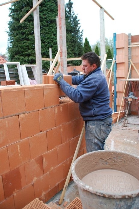 歐洲人蓋房過程