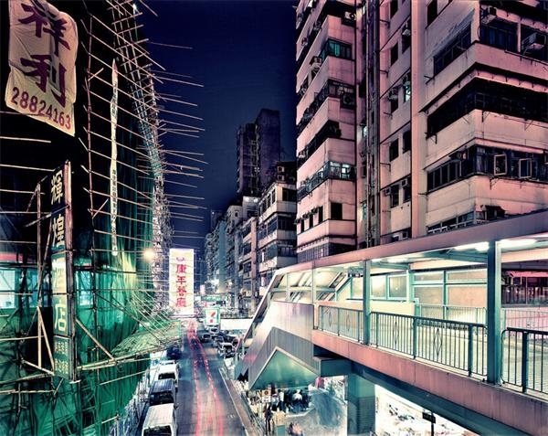 看看真實的香港到底啥樣子 街拍照片帶你看清楚